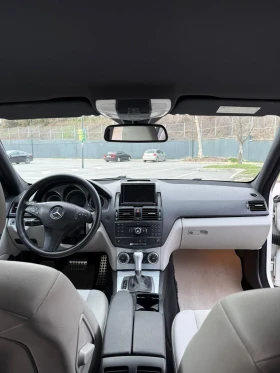 Mercedes-Benz C 220, снимка 7