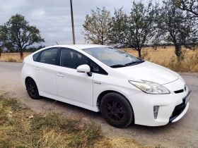 Обява за продажба на Toyota Prius 3 Хибрид с ГАЗ ~16 500 лв. - изображение 1