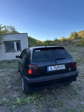 VW Golf  - изображение 1
