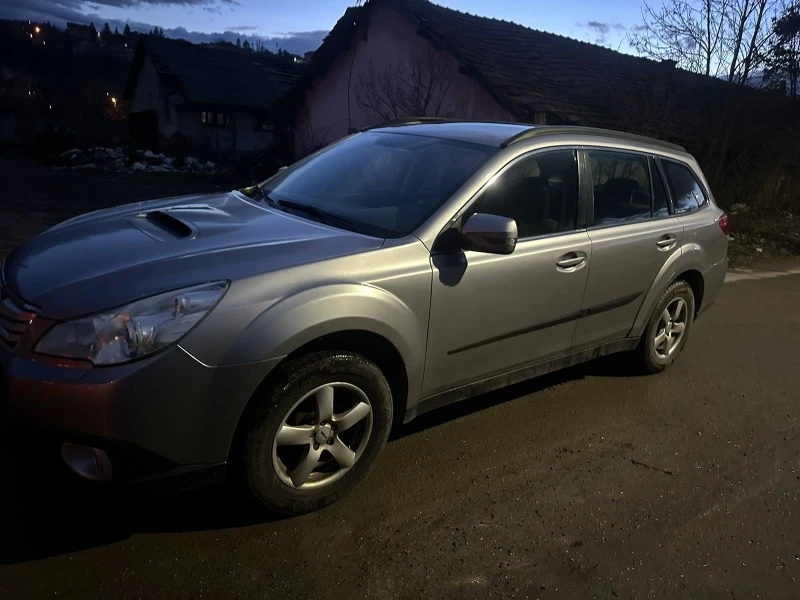 Subaru Outback 2.0 дизел, снимка 3 - Автомобили и джипове - 47046795