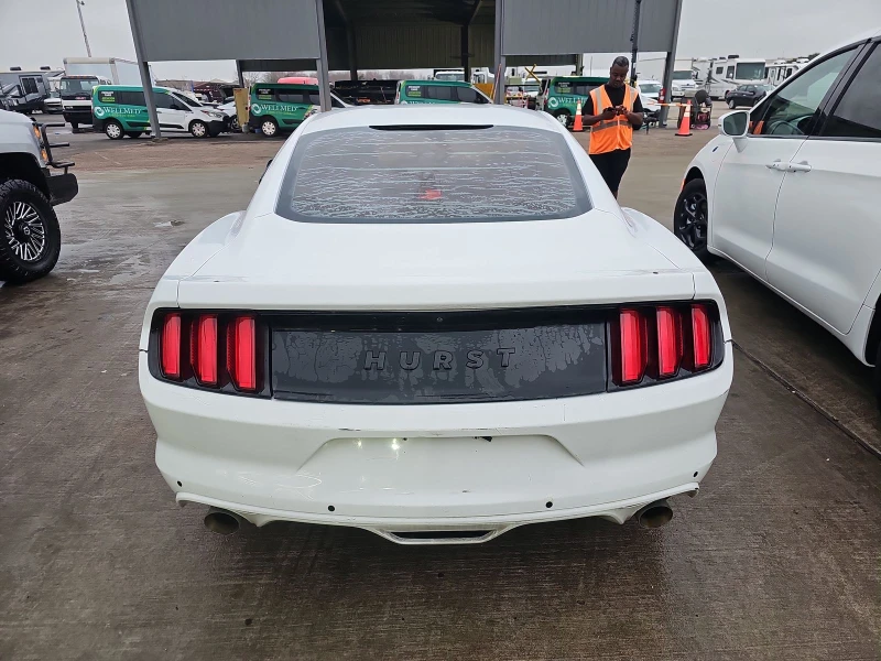 Ford Mustang V6* камера* Bluetotth* keyless* HID* Cruisecontrol, снимка 4 - Автомобили и джипове - 48995800