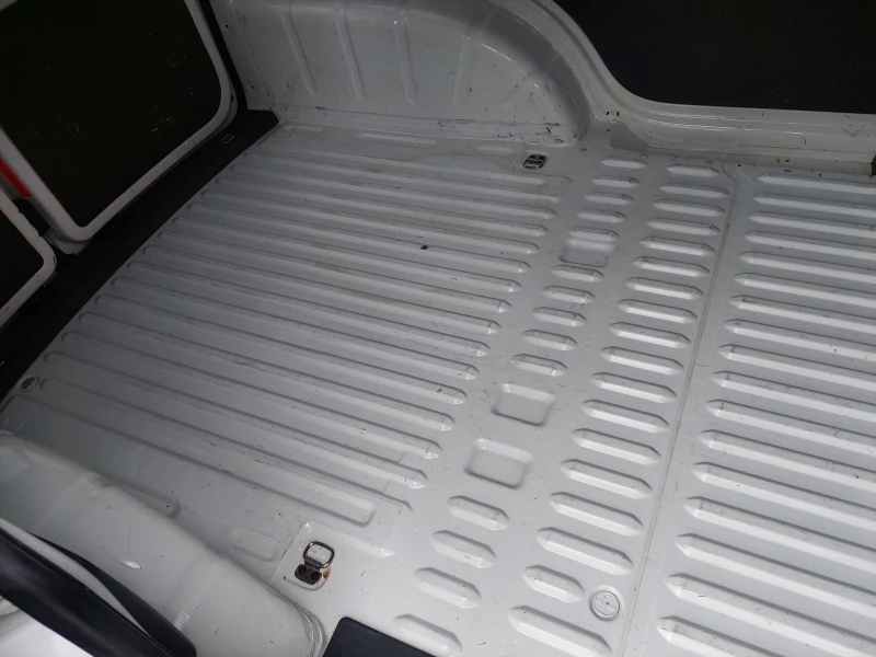 VW Caddy 1, 6TDI  EURO 5, снимка 8 - Автомобили и джипове - 49749750