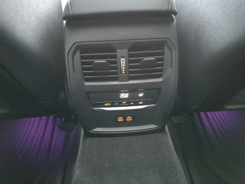 BMW 330 Xdrive M sport /shadow line/, снимка 14 - Автомобили и джипове - 52388852