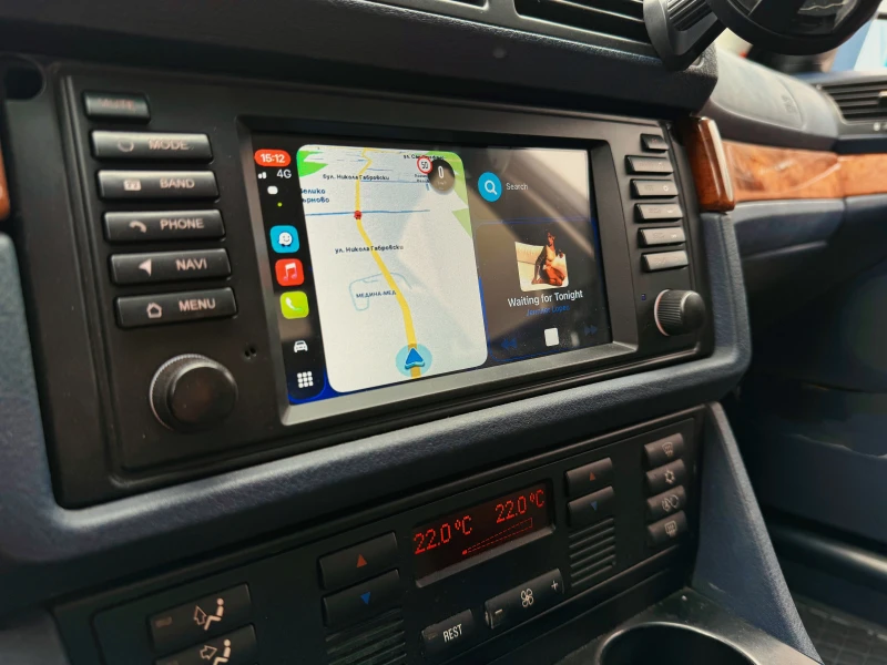 BMW 520, снимка 13 - Автомобили и джипове - 51949803