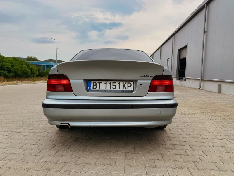 BMW 520, снимка 4 - Автомобили и джипове - 51949803