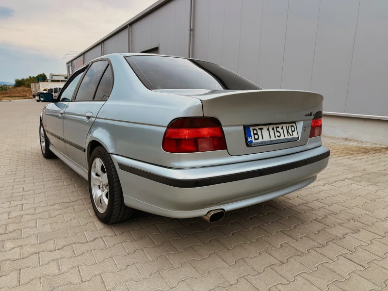 BMW 520, снимка 5 - Автомобили и джипове - 51949803