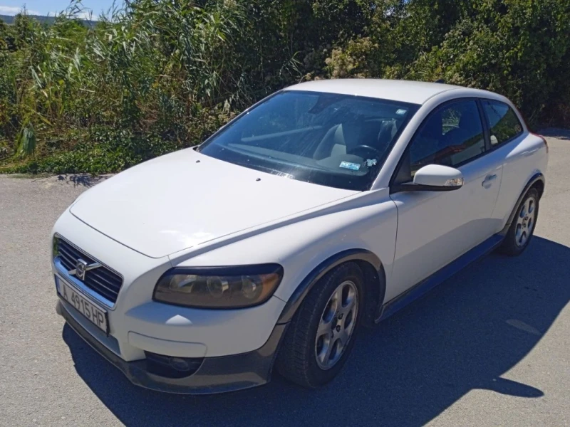Volvo C30 2.0 d, снимка 3 - Автомобили и джипове - 52584256