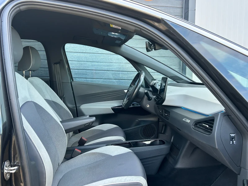 VW ID.3 First Plus 58 kWh 2020 , снимка 9 - Автомобили и джипове - 52411090