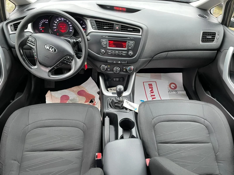 Kia Ceed 1.6 135k бензин , снимка 9 - Автомобили и джипове - 52886451