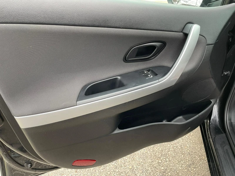 Kia Ceed 1.6 135k бензин , снимка 12 - Автомобили и джипове - 52886451