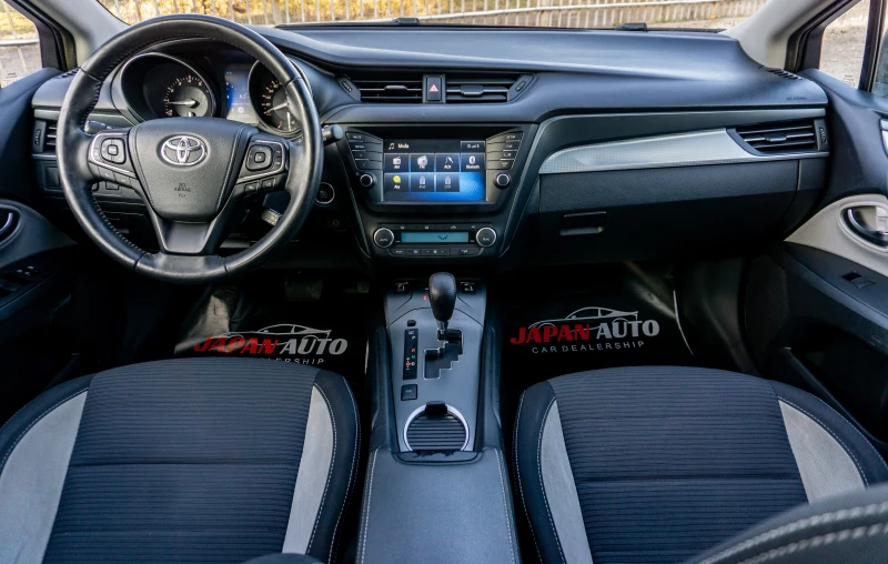Toyota Avensis 1.8 VVTI | 2nd Facelift | Automat | С ГАРАНЦИЯ!, снимка 11 - Автомобили и джипове - 52888298