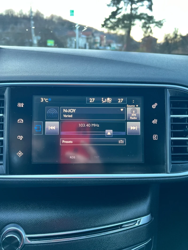 Peugeot 308 1.6HDI-115кс, снимка 13 - Автомобили и джипове - 52913837