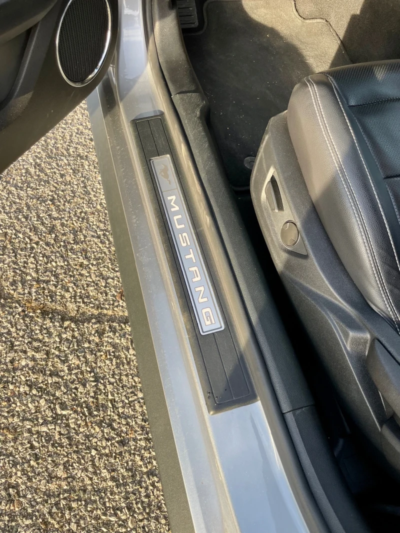 Ford Mustang 2.3 EcoBoost, снимка 8 - Автомобили и джипове - 52971821