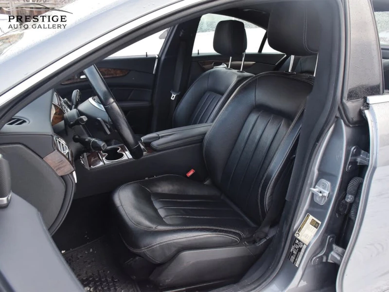 Mercedes-Benz CLS 550 AMG PK| МАСАЖ| HARMAN| ОБДУХ| KEYLESS| , снимка 11 - Автомобили и джипове - 53294689