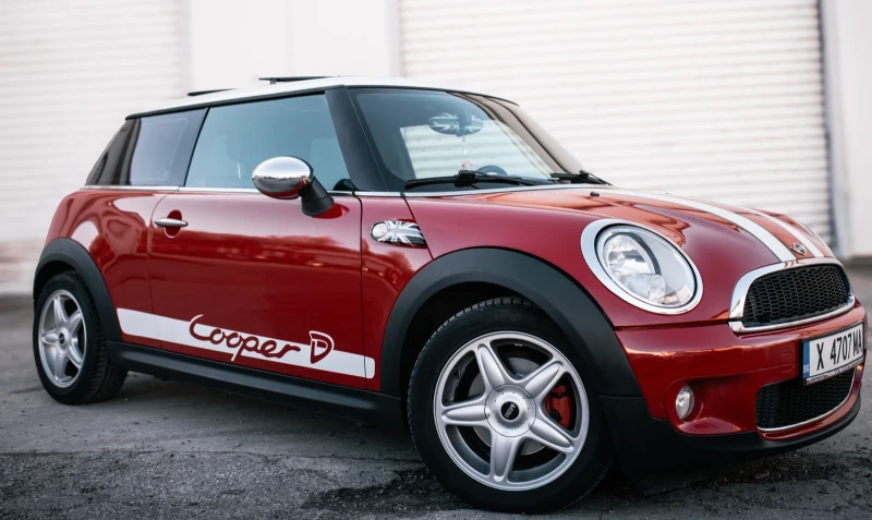 Mini Cooper MINI COOPER D, R56, 6ск., ОБСЛУЖЕНА, НАВИГАЦИЯ - 9500 лв. - 97037590 1