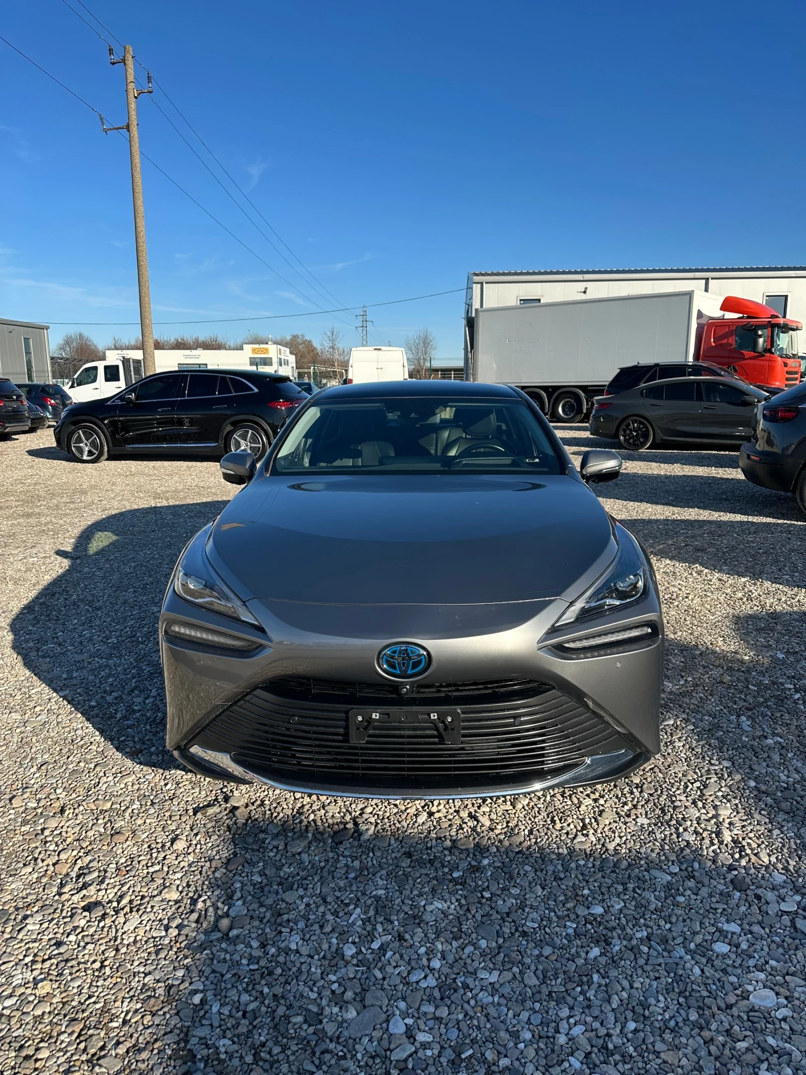Toyota Mirai Limited - изображение 2
