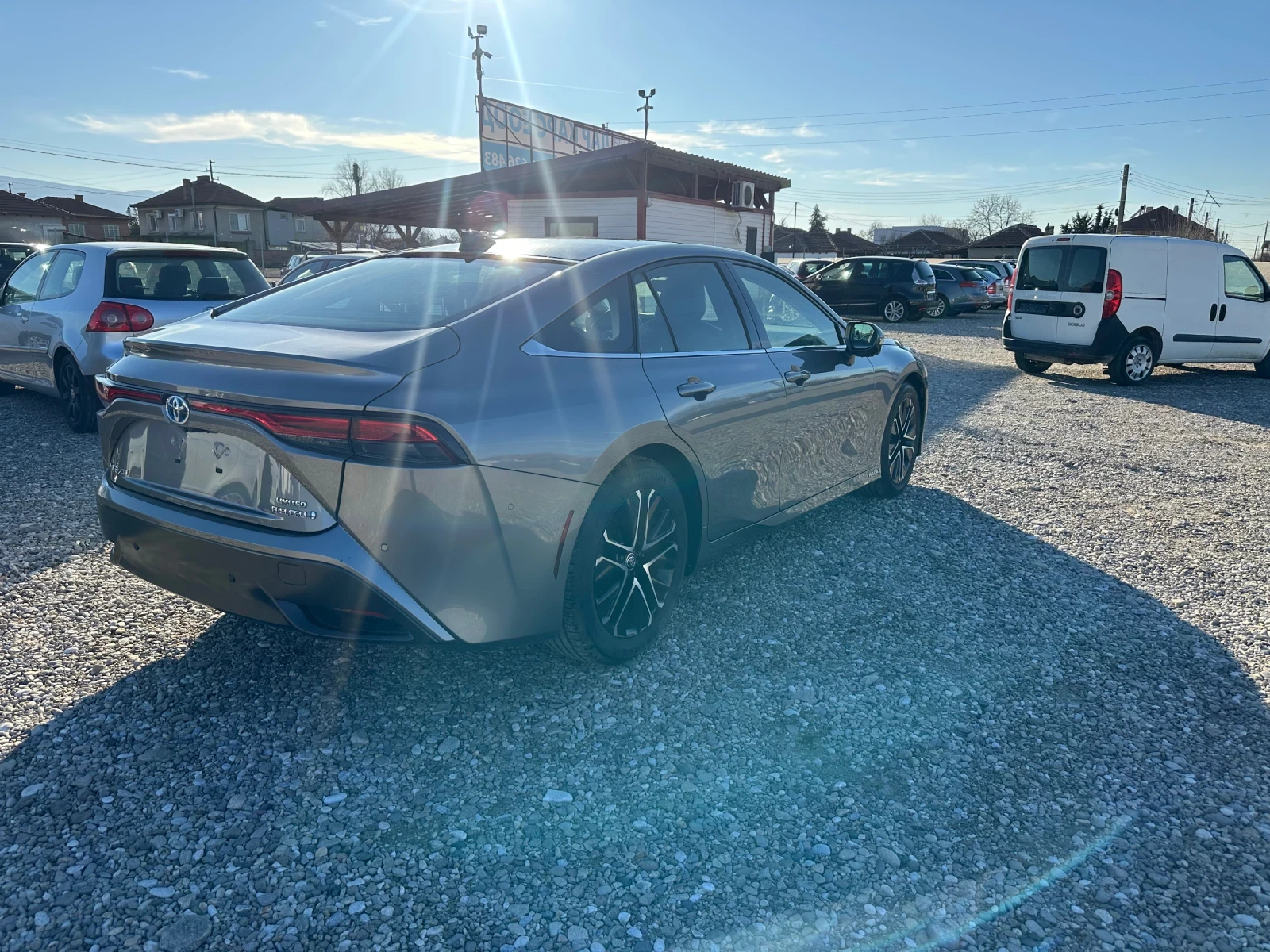 Toyota Mirai Limited - изображение 6