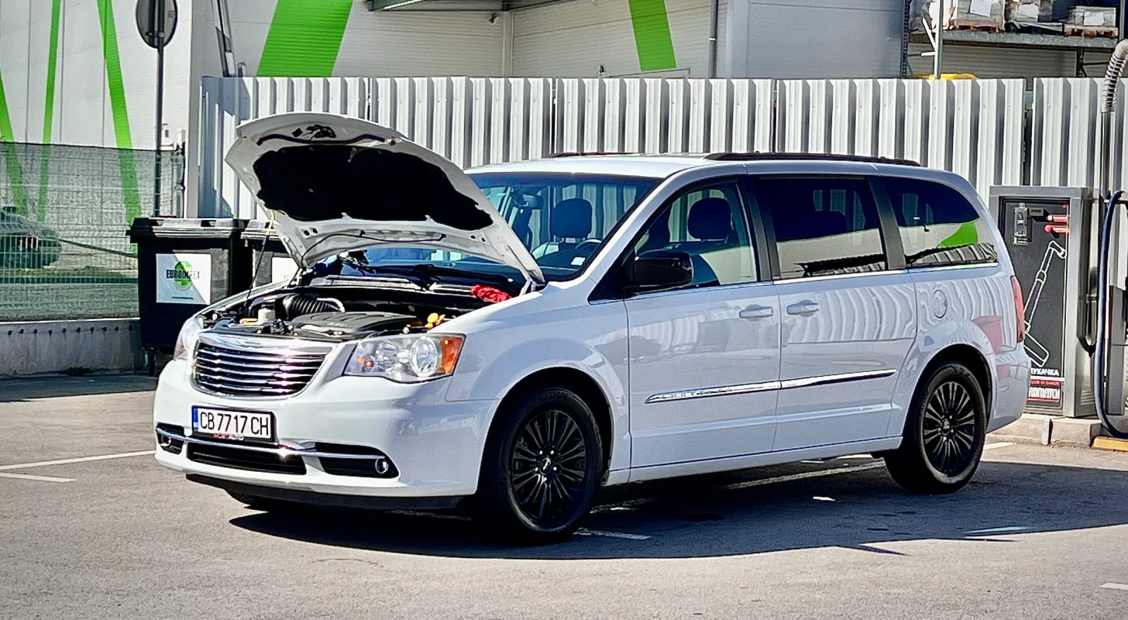 Chrysler Town and Country  - изображение 3
