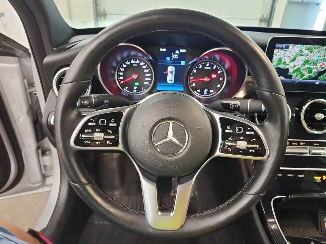 Mercedes-Benz C 300 * CARFAX * АВТО КРЕДИТ * ЦЕНА ДО БГ! - изображение 9