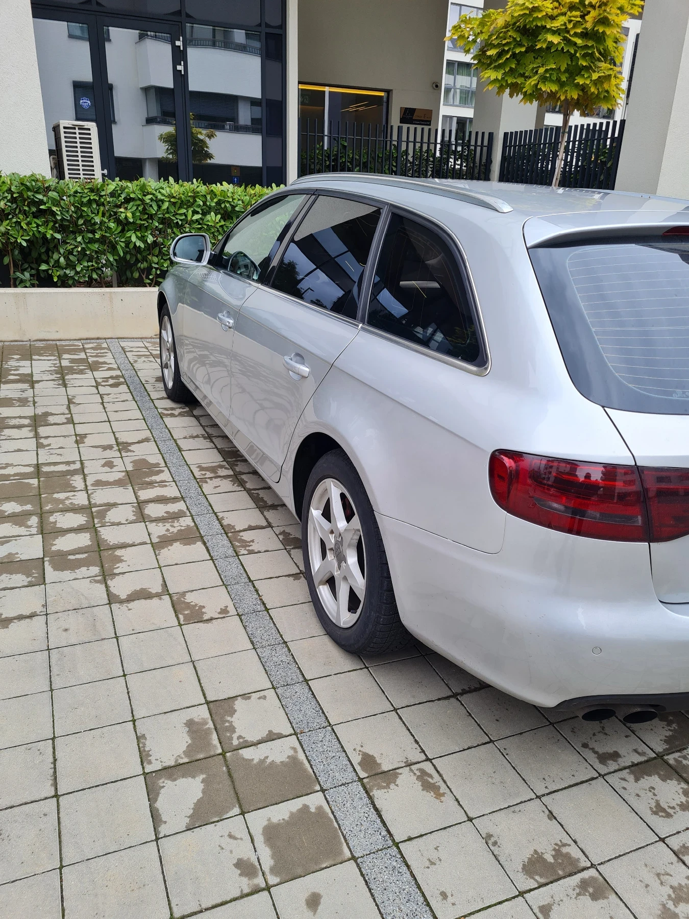 Audi A4  - изображение 2