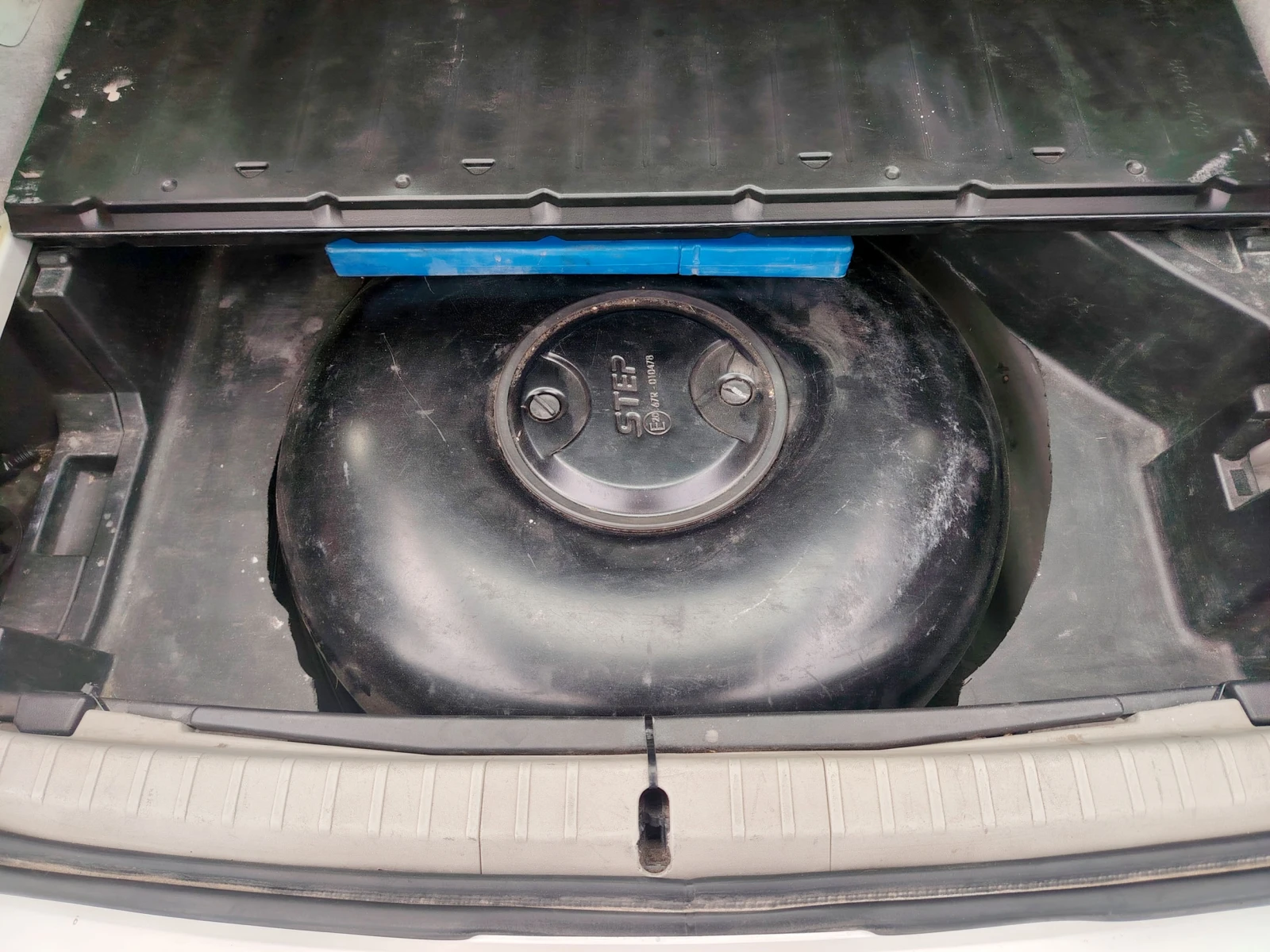 Toyota Prius 3 Хибрид с ГАЗ | Mobile.bg — изображение 11