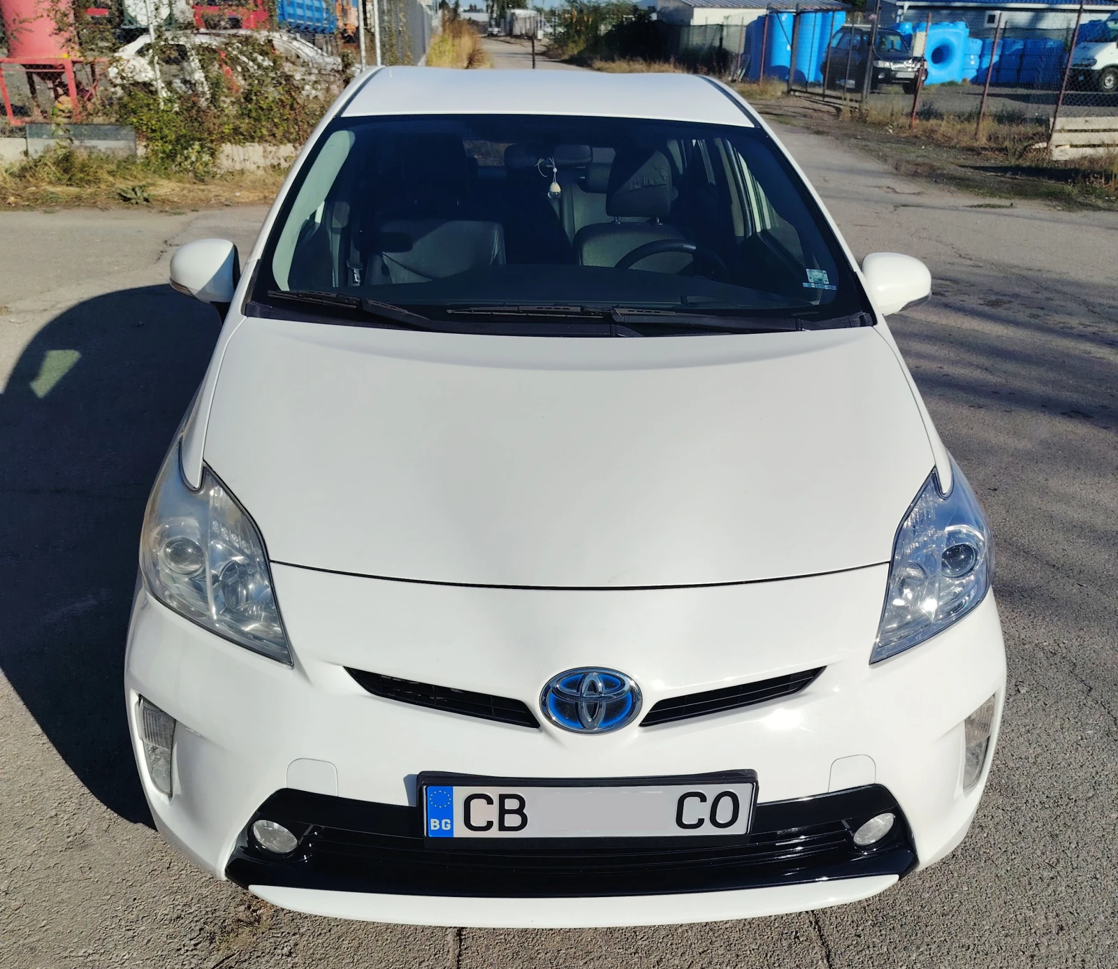 Toyota Prius 3 Хибрид с ГАЗ - изображение 2