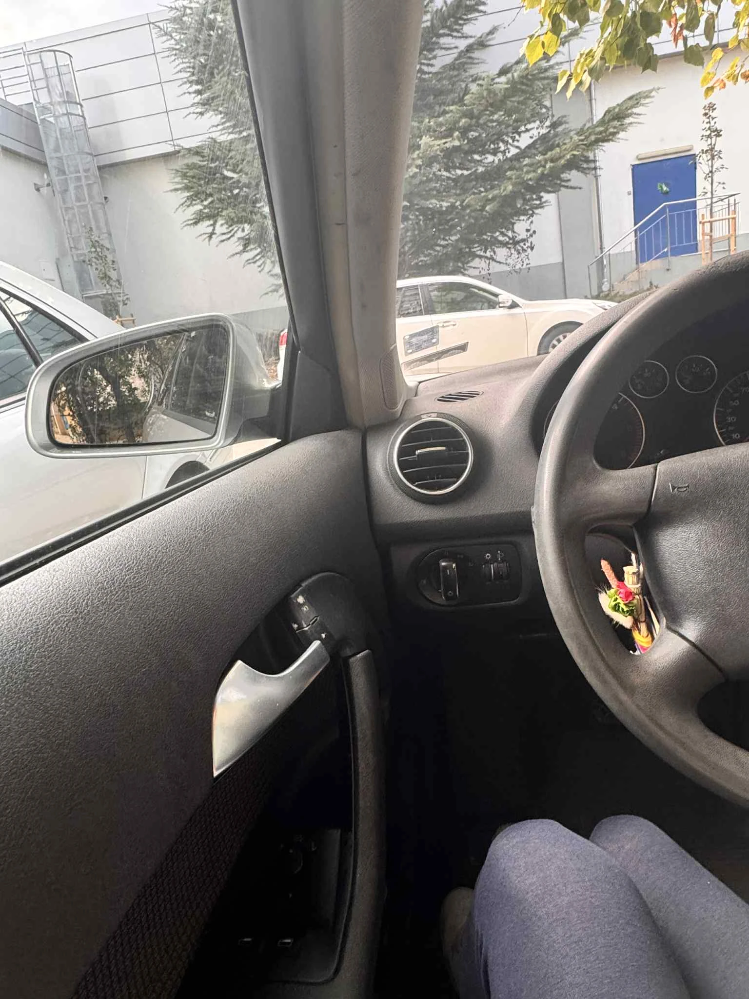 Audi A3 1.9 - изображение 6