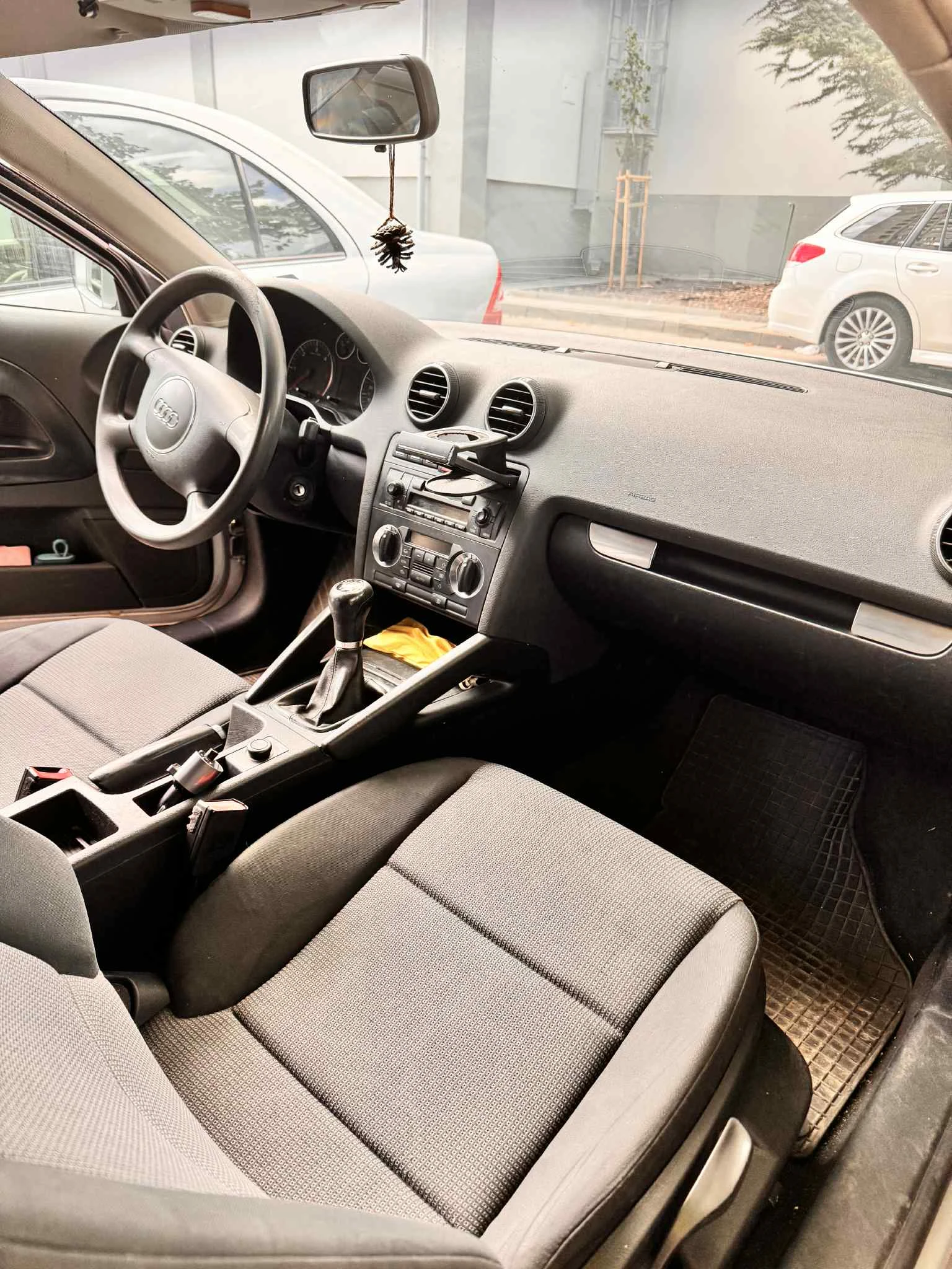 Audi A3 1.9 - изображение 2