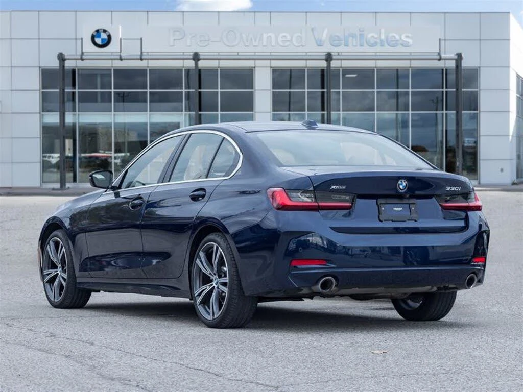 BMW 330 xDrive AWD* АвтоКредит* (Цена до БГ)  - изображение 4