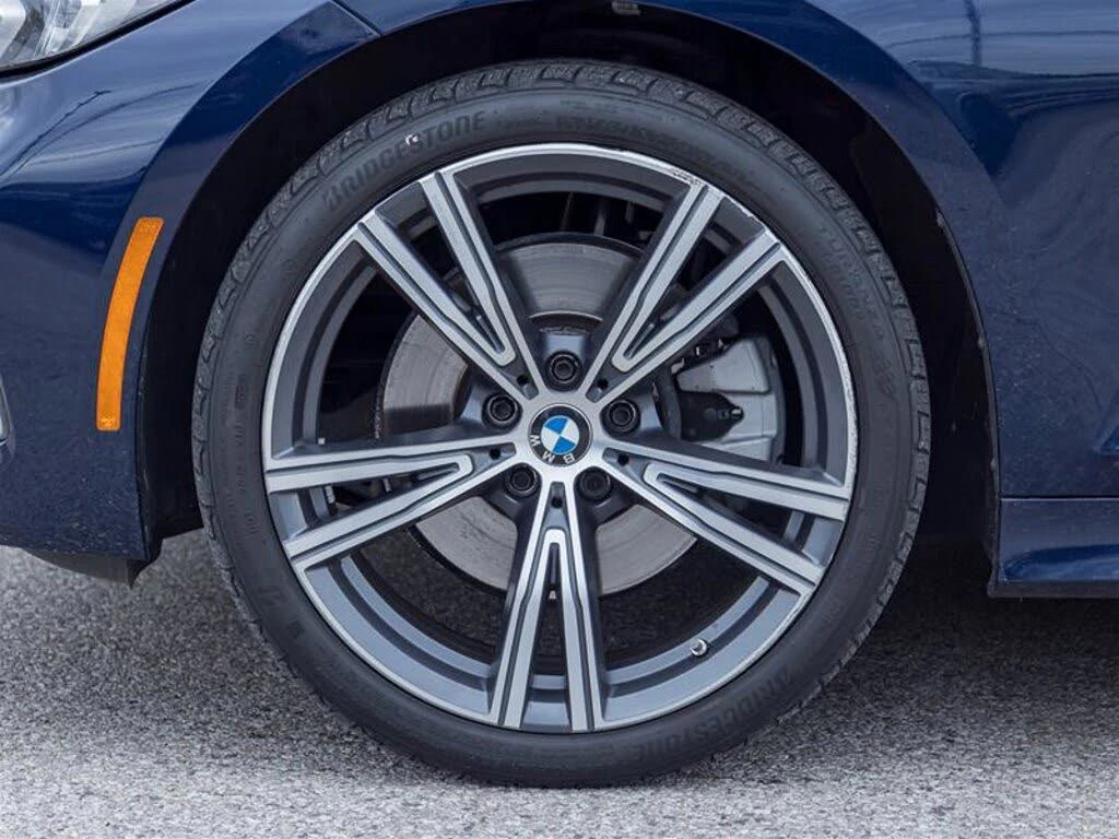 BMW 330 xDrive AWD* АвтоКредит* (Цена до БГ)  - изображение 6