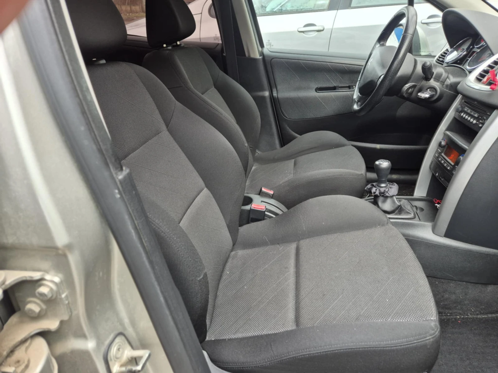 Peugeot 207 1.6I ��������� 123 000�� | Mobile.bg � ����������� 16