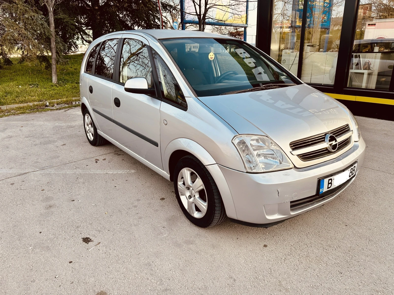 Opel Meriva 1.6 16v, снимка 2 - Автомобили и джипове - 53845330