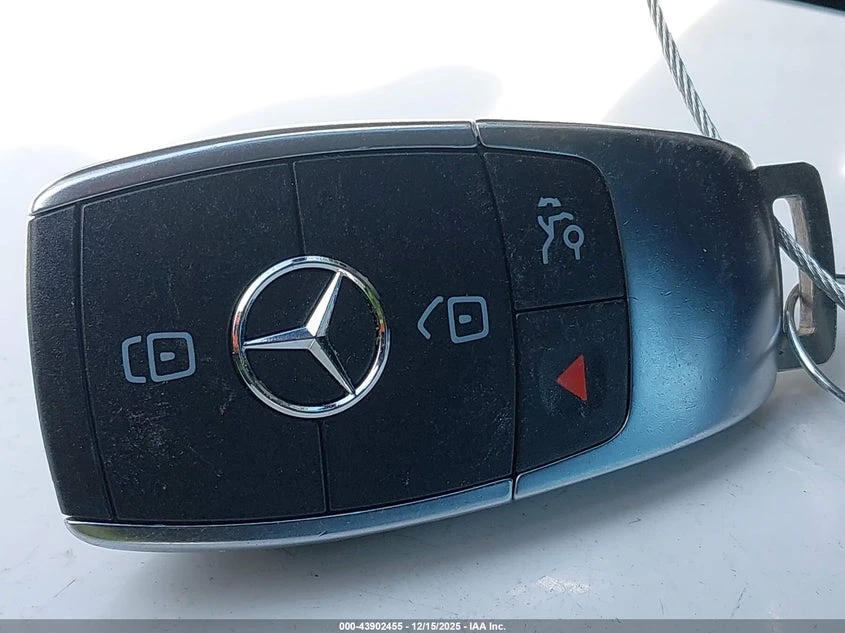 Mercedes-Benz A 220 2l, снимка 11 - Автомобили и джипове - 53906630