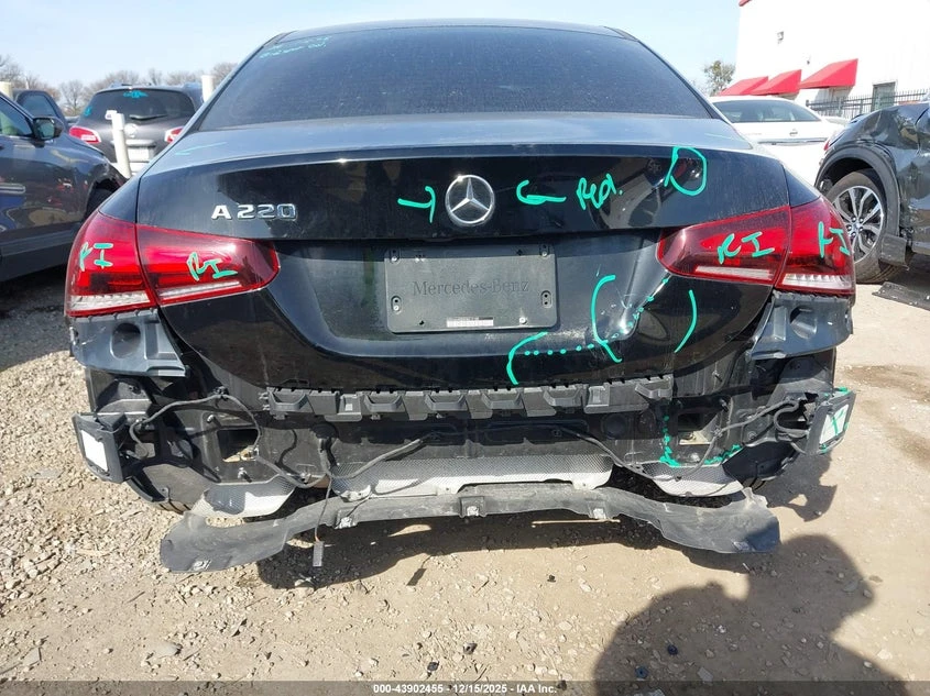 Mercedes-Benz A 220 2l, снимка 6 - Автомобили и джипове - 53906630