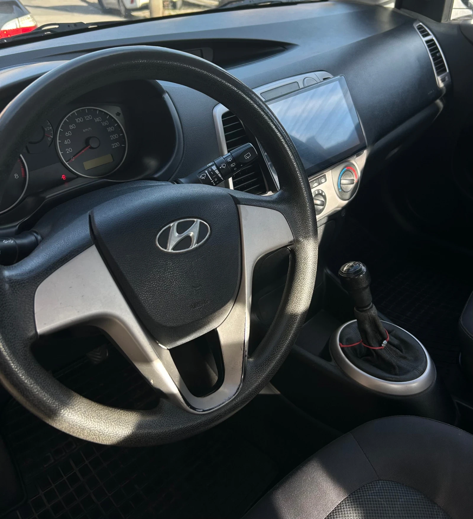 Hyundai I20 LPG, снимка 6 - Автомобили и джипове - 54115788