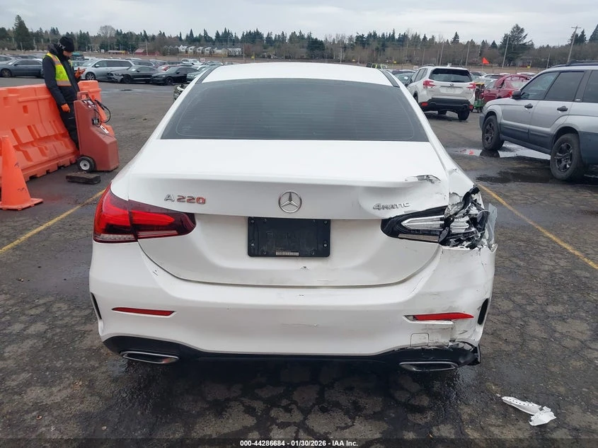 Mercedes-Benz A 220 2.0L I-4 DI, DOHC, VVT, TURBO, 188HP All Wheel | Mobile.bg � ����������� 16
