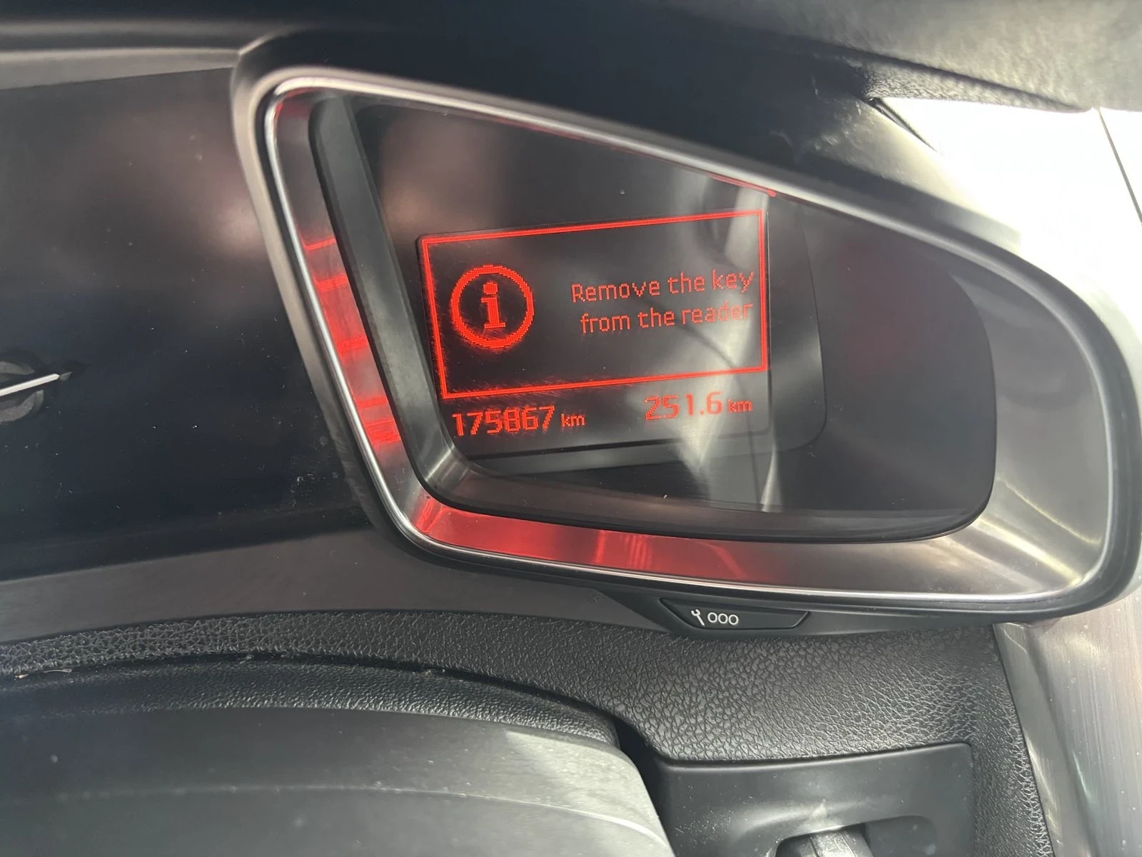 Citroen DS5 1.6, снимка 9 - Автомобили и джипове - 54375438