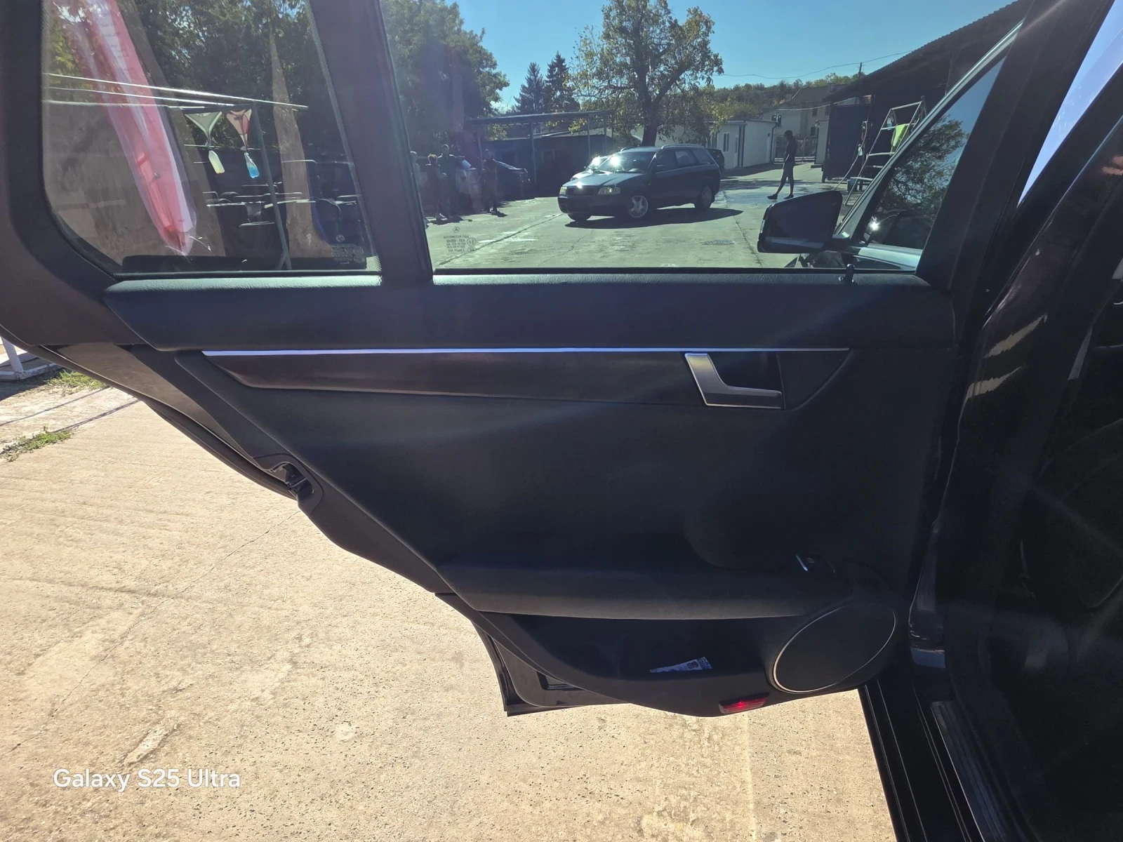 Mercedes-Benz C 180, снимка 14 - Автомобили и джипове - 54993694
