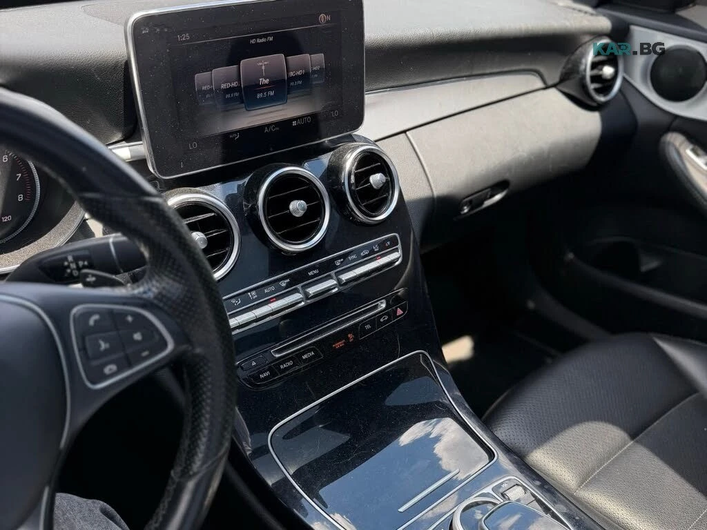 Mercedes-Benz C 300 4MATIC* AвтоКредит* (ЦЕНА ДО БГ), снимка 8 - Автомобили и джипове - 55003614