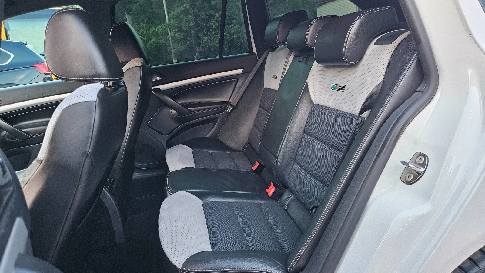 Skoda Octavia 2.0 TDI VRS/KOJA/NAVIG/ TOP SUSTOQNIE, снимка 14 - Автомобили и джипове - 55781343
