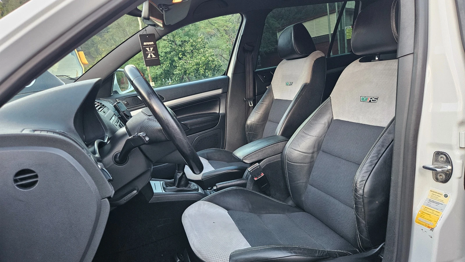Skoda Octavia 2.0 TDI VRS/KOJA/NAVIG/ TOP SUSTOQNIE, снимка 12 - Автомобили и джипове - 55781343