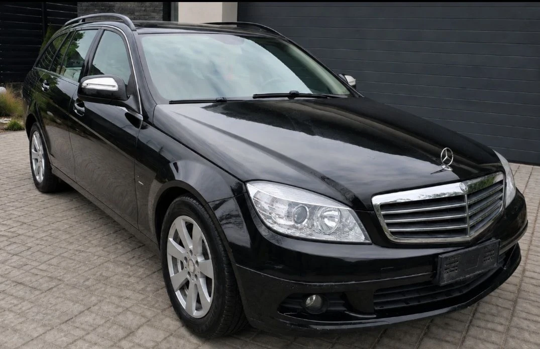 Mercedes-Benz C 220 ОБСЛУЖЕН СПЕШНО 2999евро САМО до 29.08 регистриран