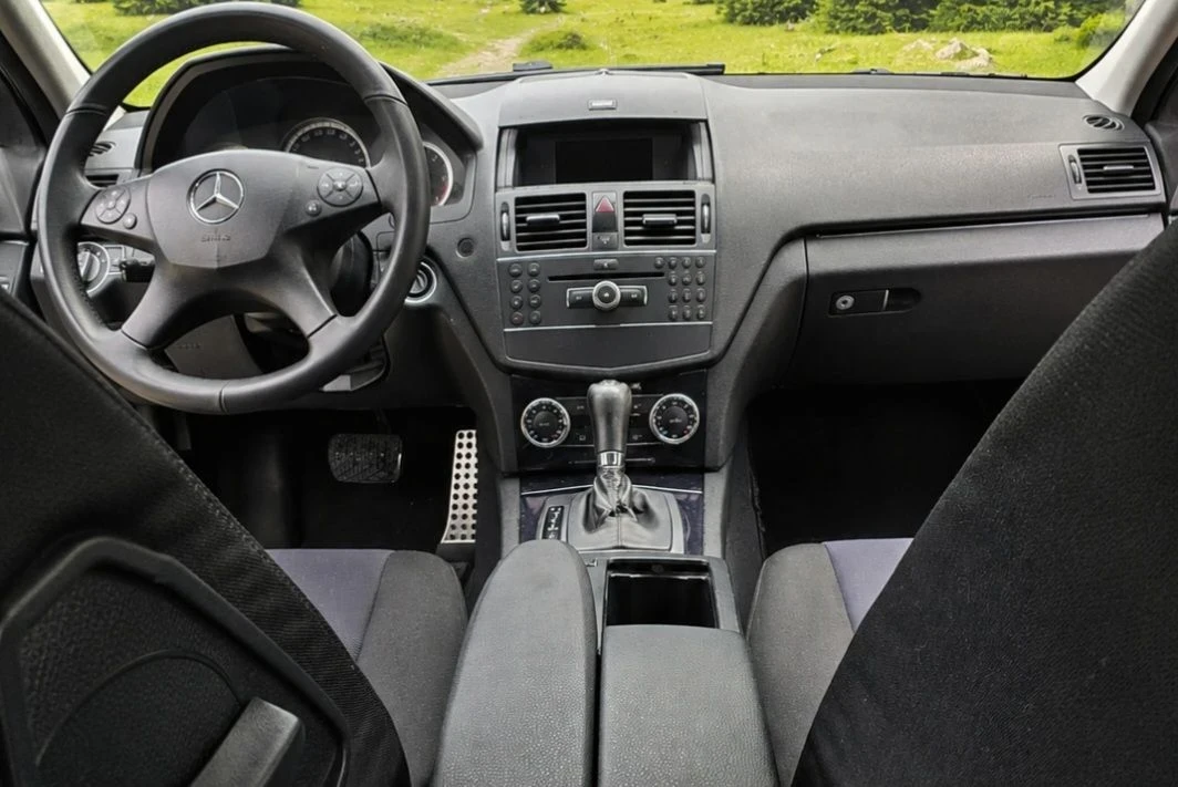 Mercedes-Benz C 220 C220CDI OM646 AUTOMATIC  цена до 30.08 регистриран, снимка 5 - Автомобили и джипове - 55831236