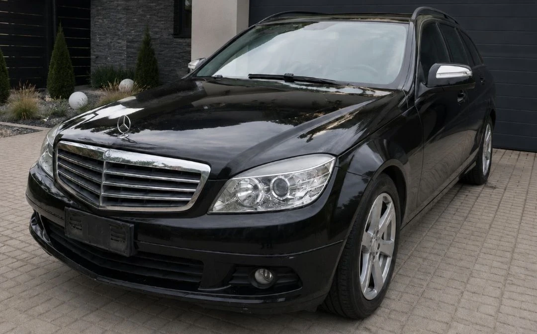 Mercedes-Benz C 220 ОБСЛУЖЕН СПЕШНО 2999евро САМО до 29.08 регистриран, снимка 2 - Автомобили и джипове - 55831236