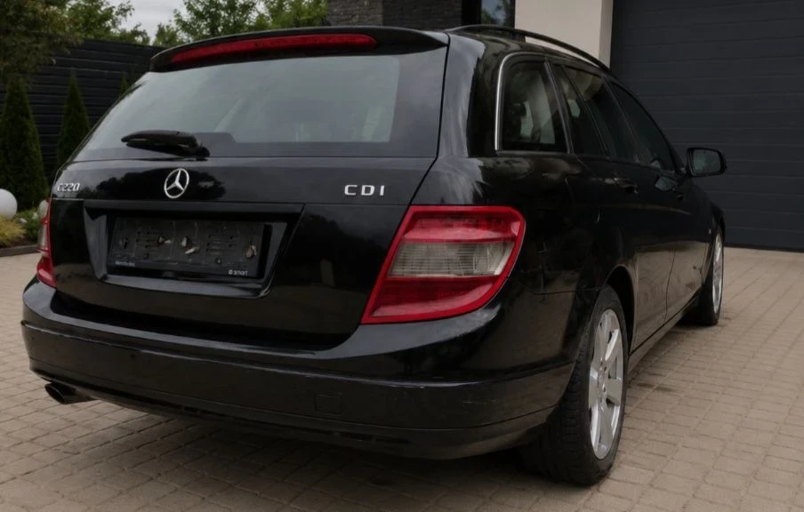Mercedes-Benz C 220 C220CDI OM646 AUTOMATIC  цена до 30.08 регистриран, снимка 4 - Автомобили и джипове - 55831236