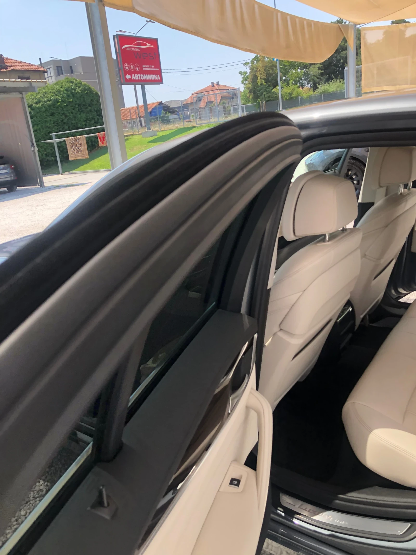 BMW 530 Luxury line X Drive, снимка 5 - Автомобили и джипове - 55974828