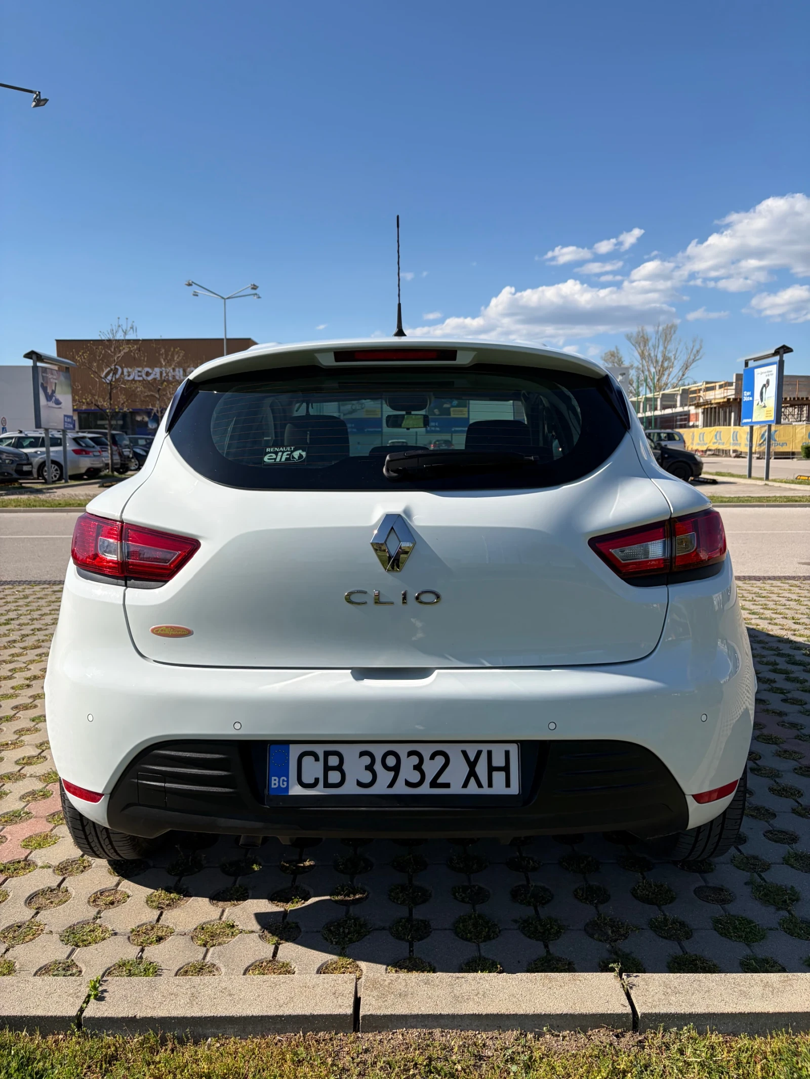 Renault Clio 1.5, снимка 4 - Автомобили и джипове - 55989619