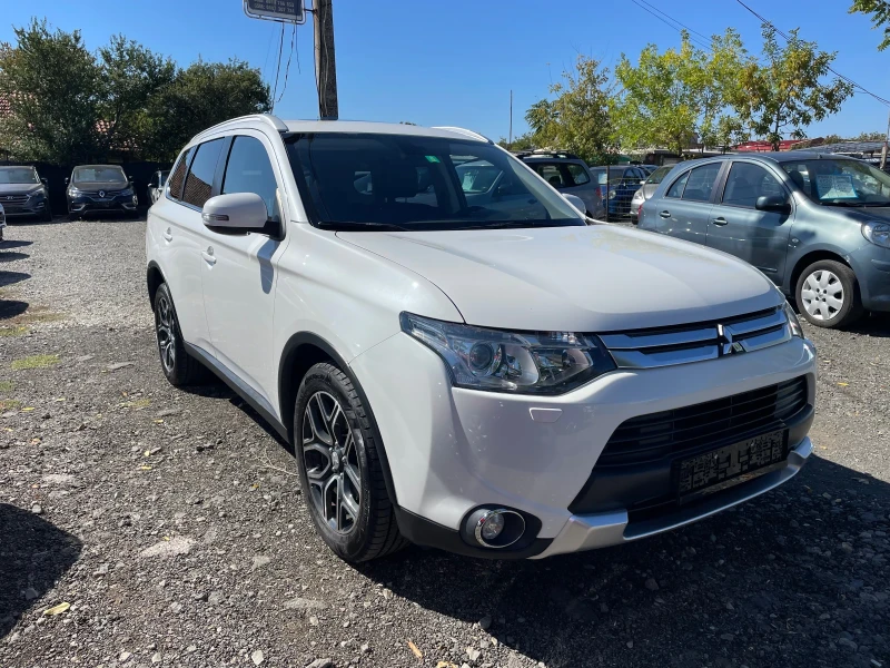 Mitsubishi Outlander 2.2D 4x4 CH AUTOMAT NAVI 7m, снимка 1 - Автомобили и джипове - 47376021