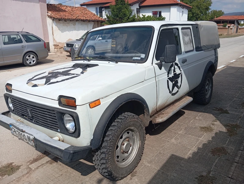 Lada Niva 1.7i, снимка 2 - Автомобили и джипове - 47411490