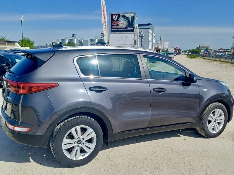 Kia Sportage, снимка 4 - Автомобили и джипове - 50176805